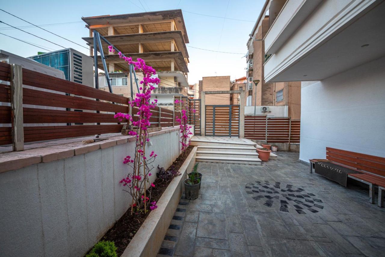 Mamma'S Apartments Sarande Exterior photo