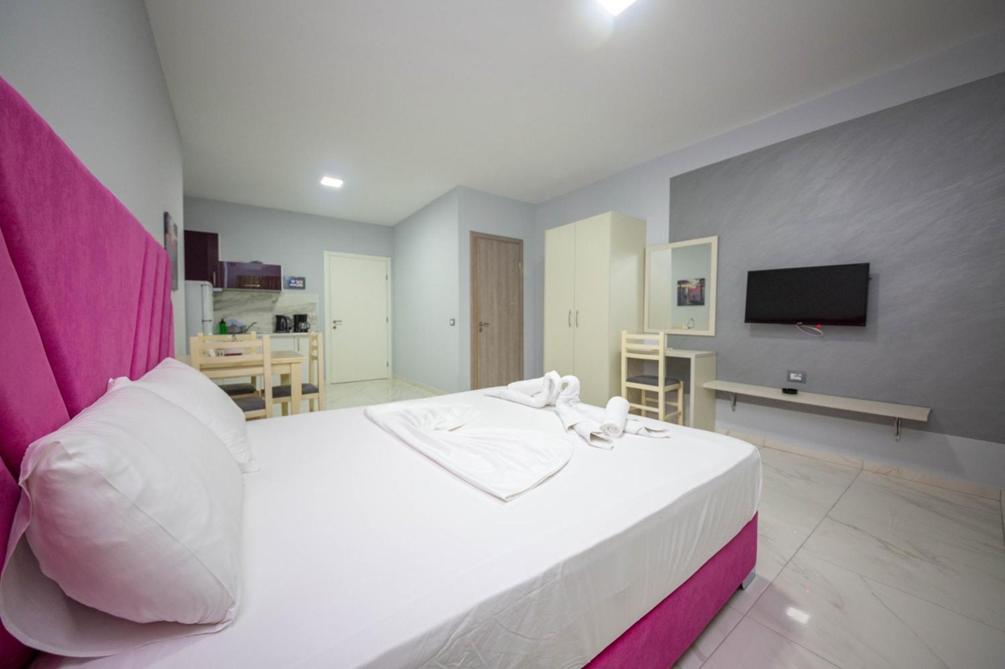 Mamma'S Apartments Sarande Exterior photo