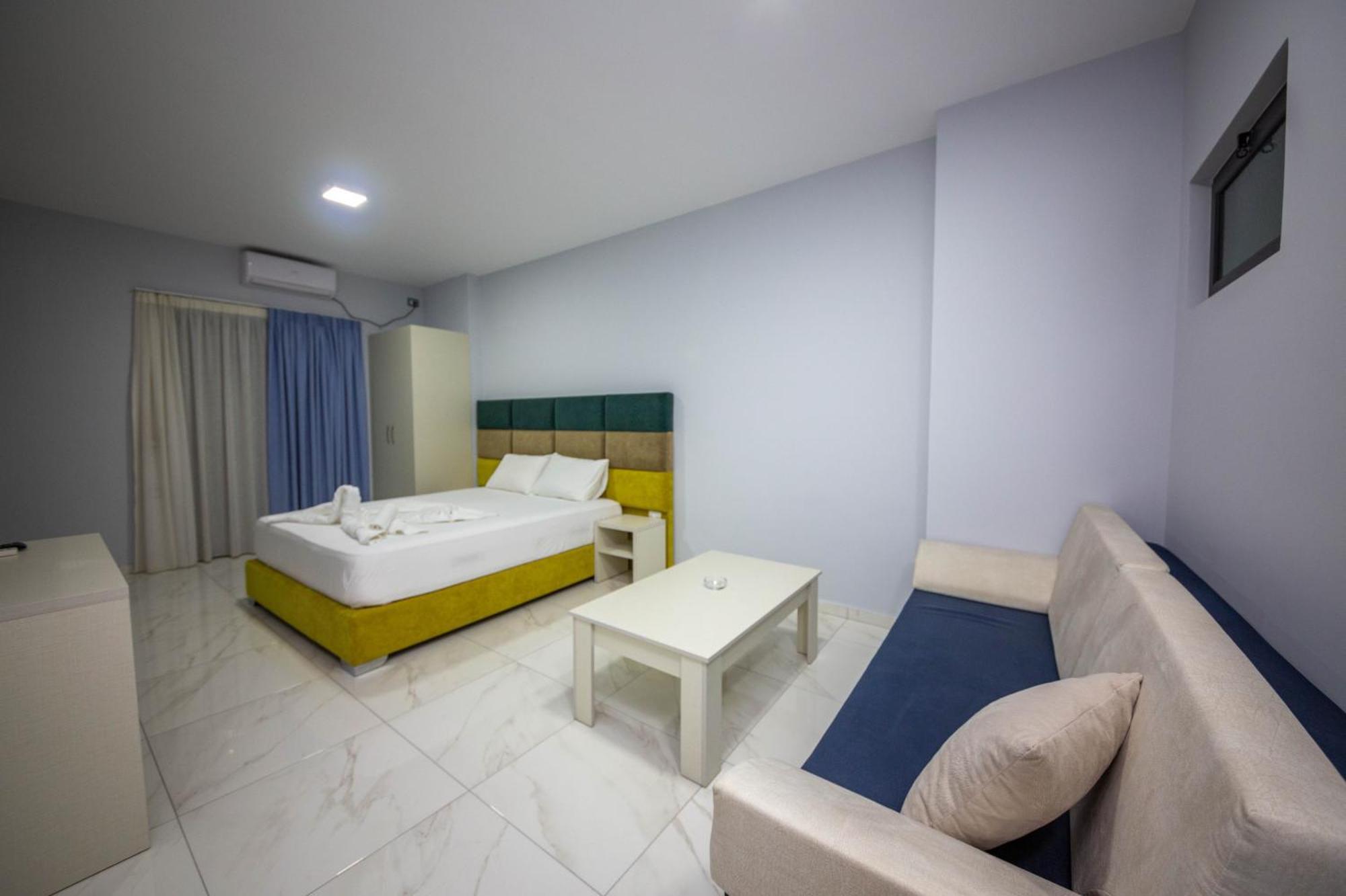Mamma'S Apartments Sarande Exterior photo