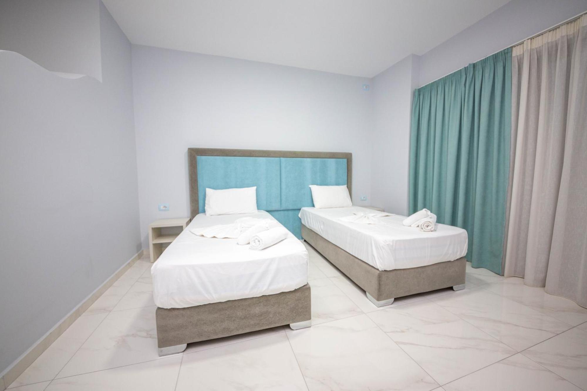 Mamma'S Apartments Sarande Exterior photo